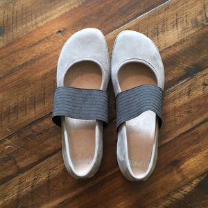 Camper flats. Like new!